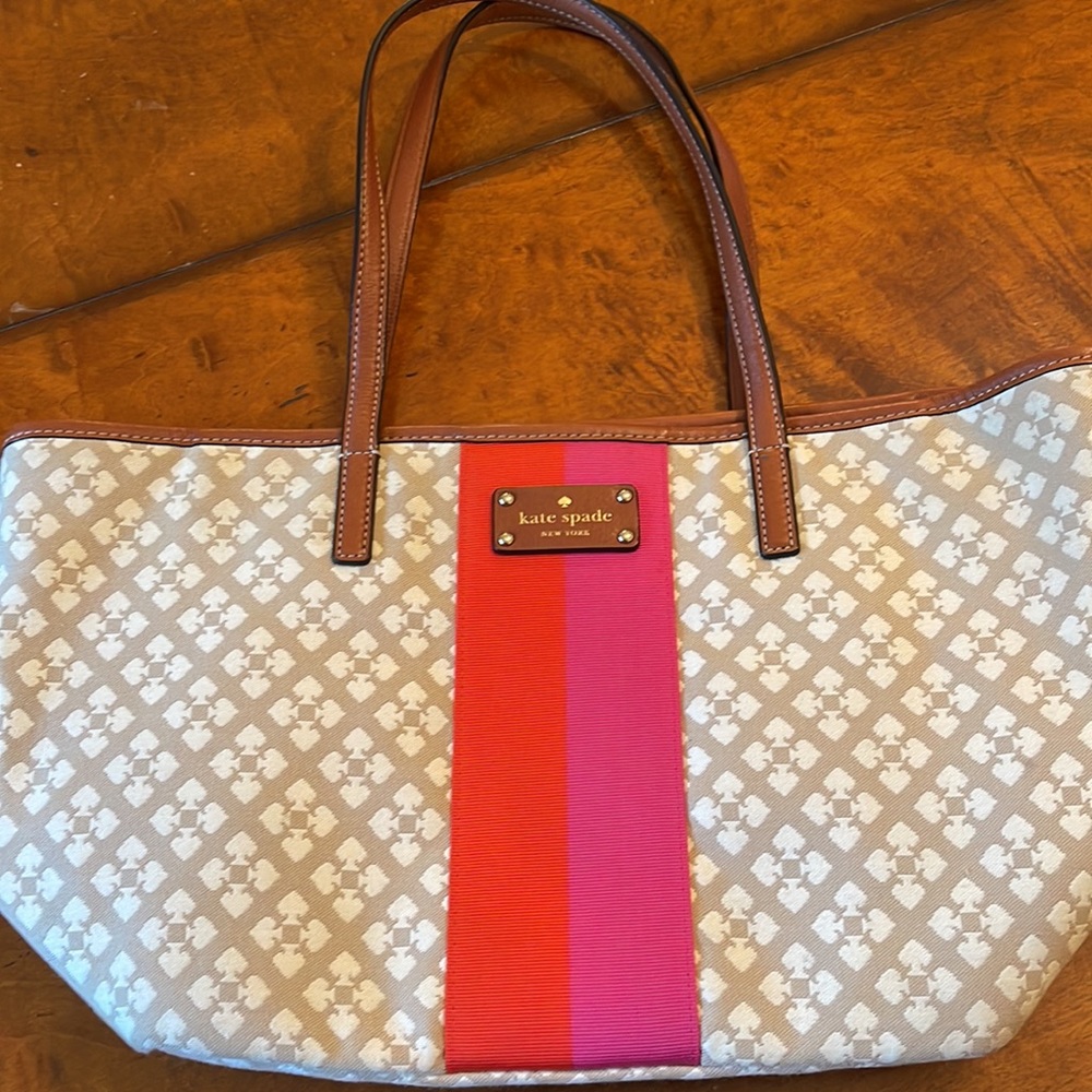 Kate Spade cloth bag with leather accents.